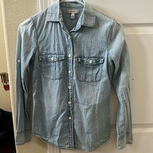 J. Crew - Women’s Denim Button Up - Size 00